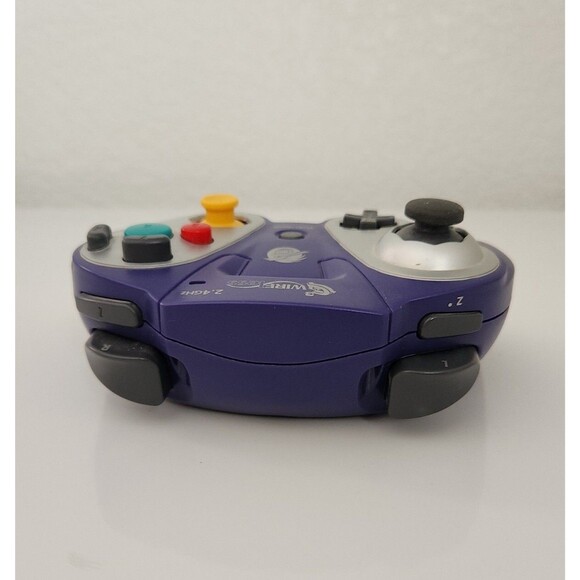 Pelican G3 Purple Wireless Controller for Nintendo GameCube NO RECEIVER - Picture 4 of 4